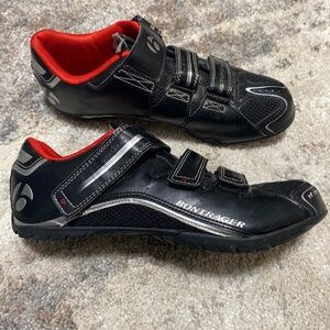 Bontrager solstice Mens road cycling shoes size 9 black and red